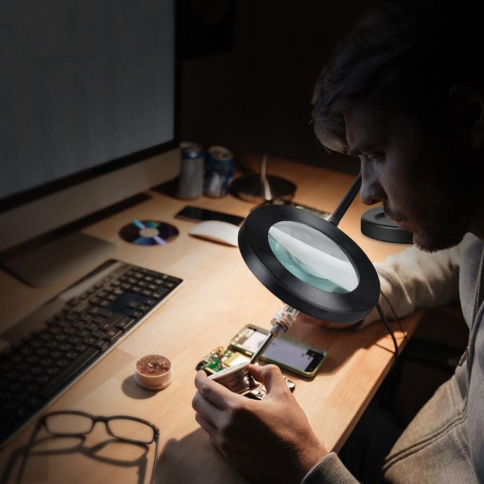 Valkyrie Ayarlanabilir Led Işıklı 3 Mod Masaüstü Büyüteç