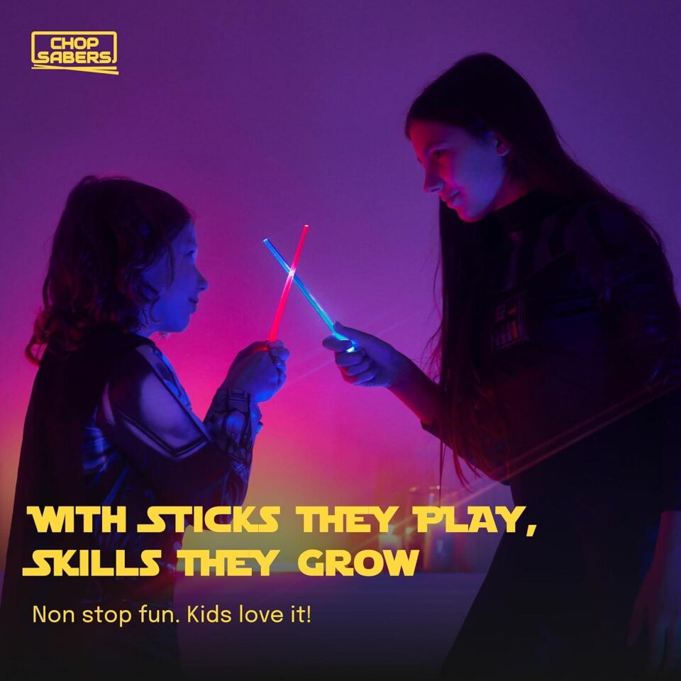 Valkyrie 8 Parça LED Işıklı Chopstick Işık Kılıcı Yemek Çubukları  Star Wars Tema Çöpstik
