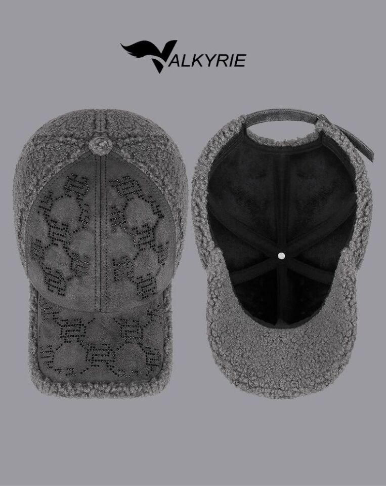 Valkyrie Peluş Şapka Kadın – Gri Renk Taş Detaylı Kışlık Şapka Ayarlanabilir Gri
