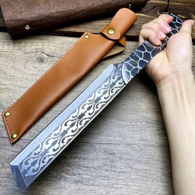 Valkyrie Paslanmaz Çelik Desenli Çok Amaçlı Mutfak ve Kamp Bıçağı – Kılıflı Dayanıklı Tasarım 33.8 cm