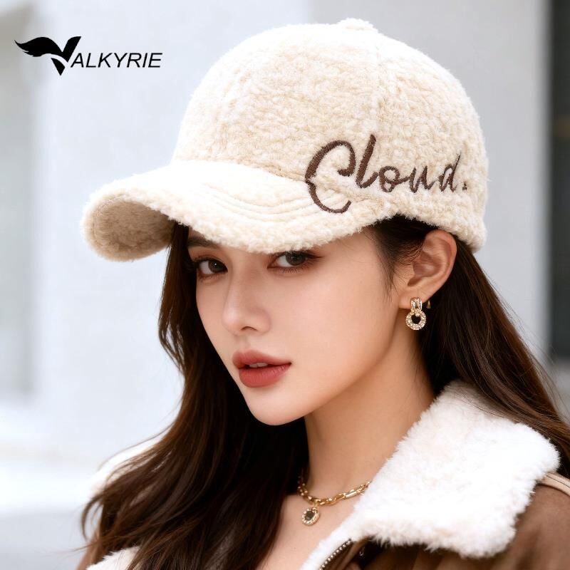 Valkyrie Peluş Şapka Kadın Erkek Unisex Kışlık Şapka Cloud Nakışlı Ayarlanabilir Teddy Şapka Beyaz