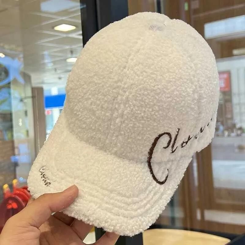 Valkyrie Peluş Şapka Kadın Erkek Unisex Kışlık Şapka Cloud Nakışlı Ayarlanabilir Teddy Şapka Beyaz