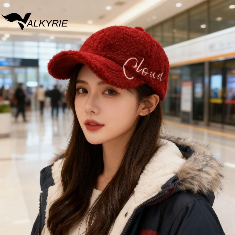 Valkyrie Peluş Şapka Kadın Erkek Unisex Kışlık Şapka Cloud Nakışlı Ayarlanabilir Teddy Şapka Kırmızı