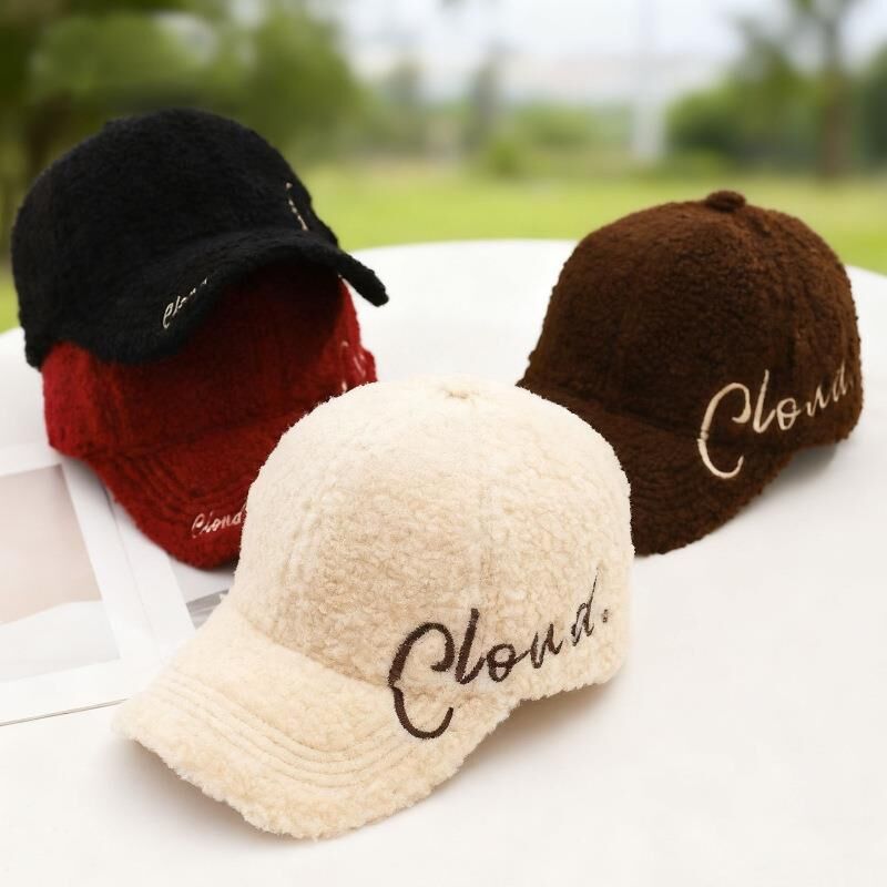 Valkyrie Peluş Şapka Kadın Erkek Unisex Kışlık Şapka Cloud Nakışlı Ayarlanabilir Teddy Şapka Kırmızı