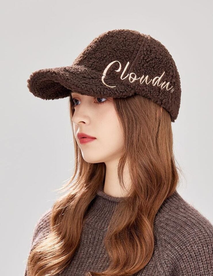 Valkyrie Peluş Şapka Kadın Erkek Unisex Kışlık Şapka Cloud Nakışlı Ayarlanabilir Teddy Şapka Koyu Kahve