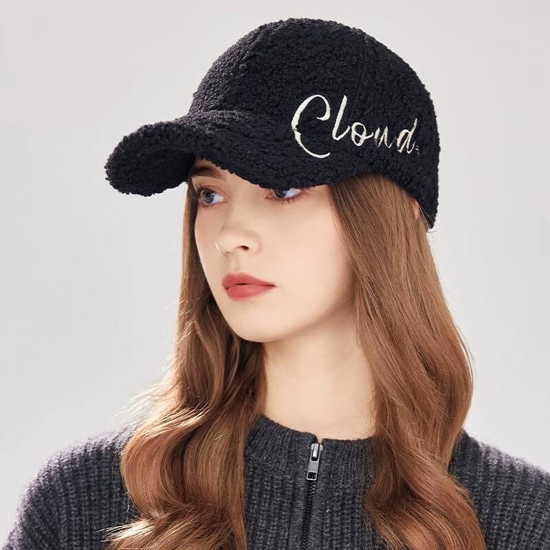 Valkyrie Peluş Şapka Kadın Erkek Unisex Kışlık Şapka Cloud Nakışlı Ayarlanabilir Teddy Şapka Siyah