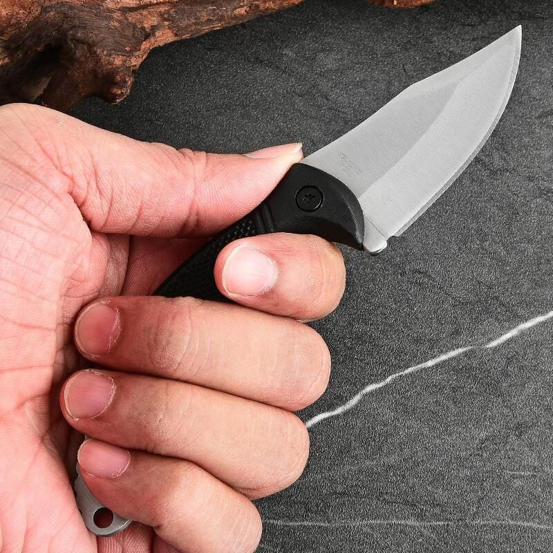 Valkyrie Boyun Askılı Kılıflı Paslanmaz Çelik Av Bıçağı Karambit – Kılıflı ve Taşınabilir Boy